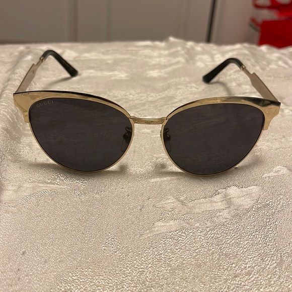 Gucci gold sunglasses